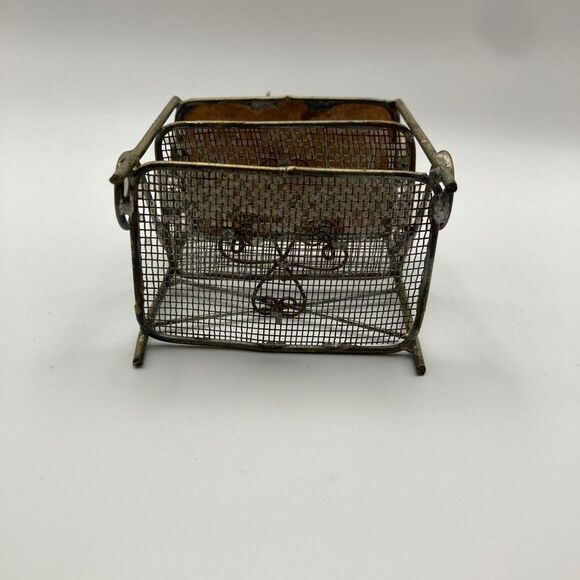Vintage Dollhouse Miniature Bakers Rack Metal Wire and Copper Approx. 7x2.5x1.5 - Picture 6 of 9